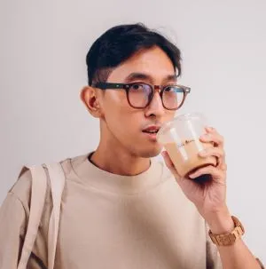 Timotius Lubech - Owner dari Toko Brow